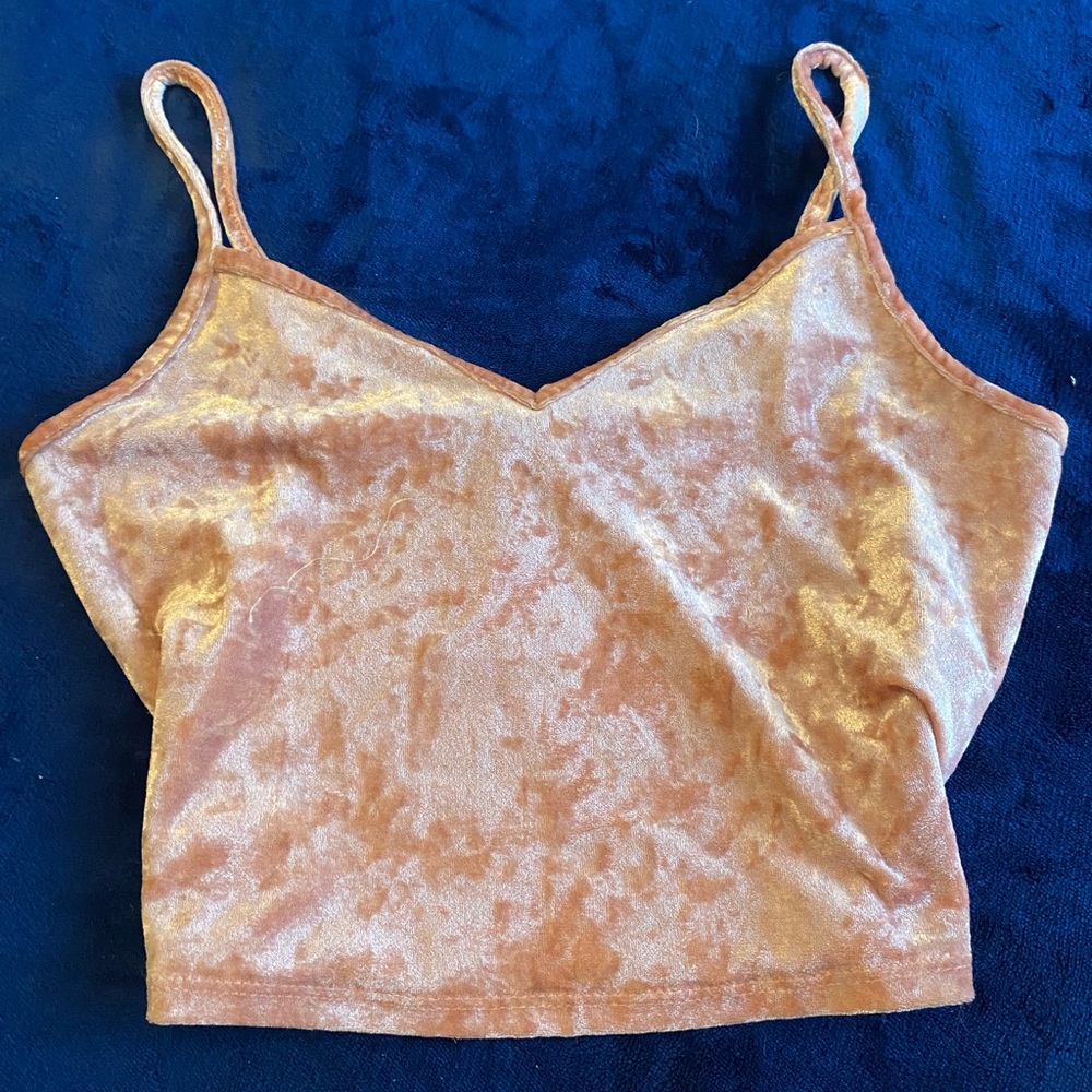 Forever 21 velvet pink crop top